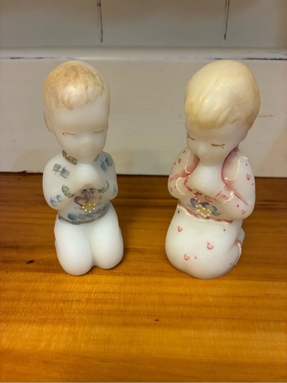 Rare Vintage Fenton Art Glass Kneeling Praying Children Figurine Pair